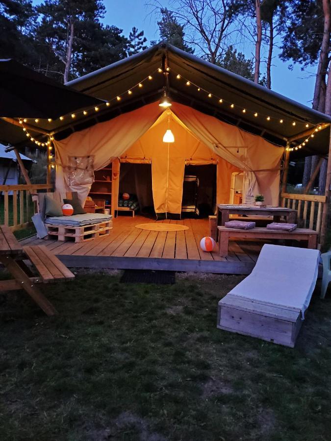 Vakantiepark De Bergen Wanroij - Safaritent Exterior foto